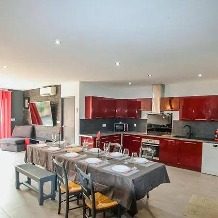 In Les Avignon With Wifi Holiday home *